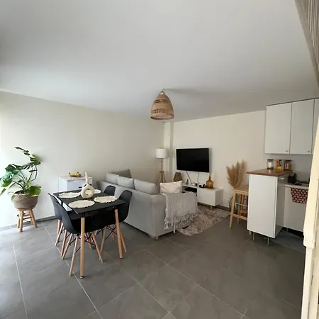 Maisonnette A 10 Minutes De Paris - La Defense شقة *